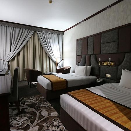 Grand Mayfair Hotel Дубай Экстерьер фото