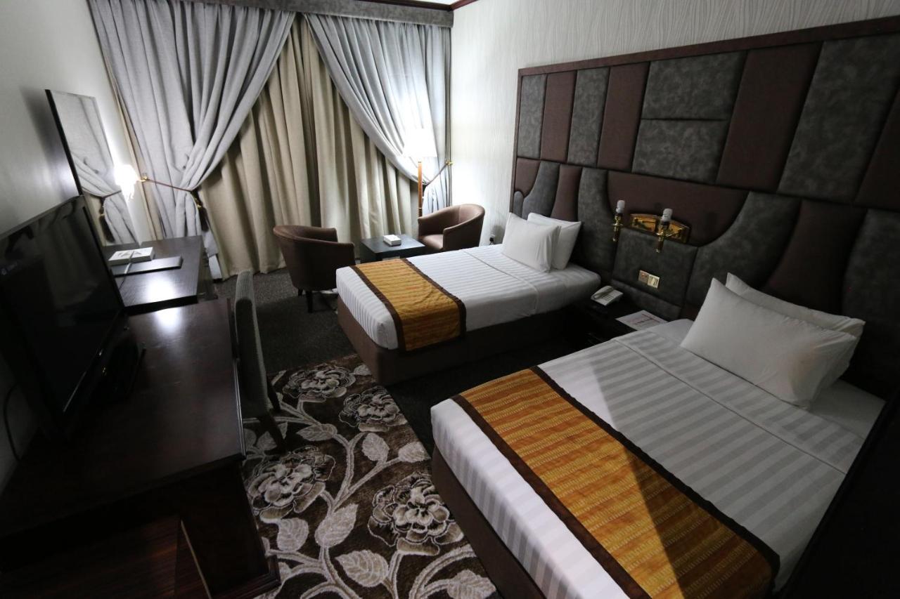 Grand Mayfair Hotel Дубай Экстерьер фото