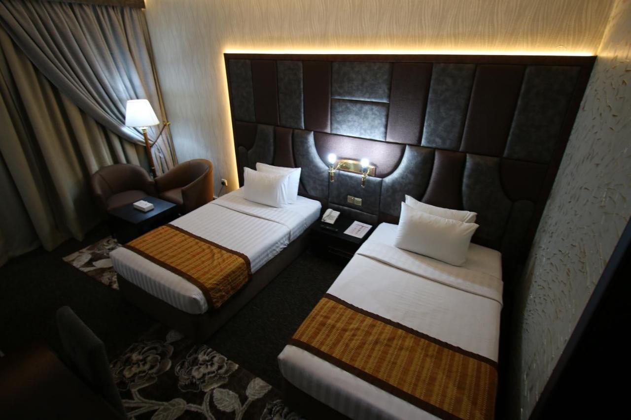 Grand Mayfair Hotel Дубай Экстерьер фото