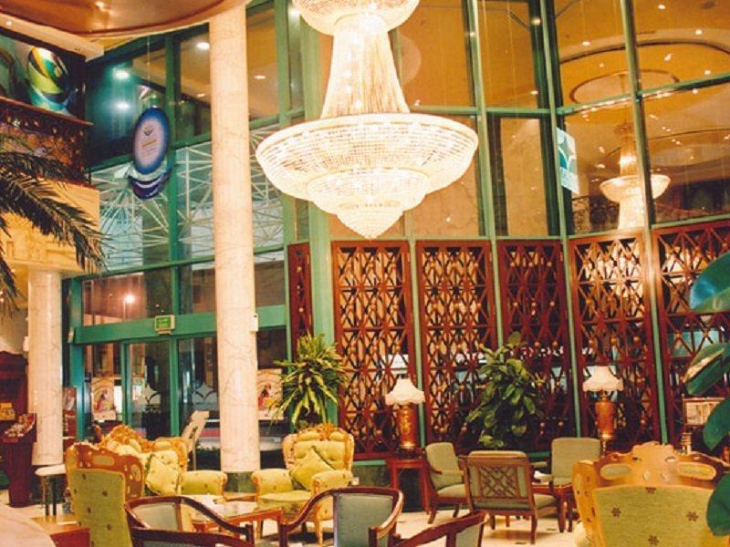 Grand Mayfair Hotel Дубай Экстерьер фото