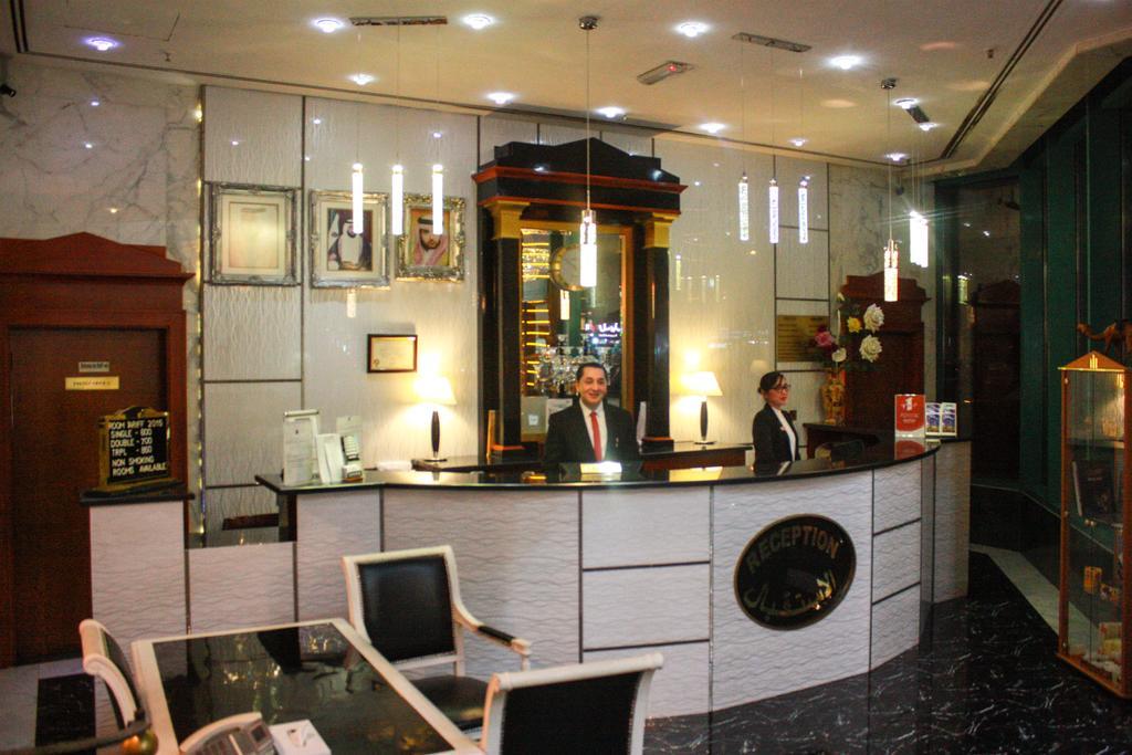 Grand Mayfair Hotel Дубай Экстерьер фото