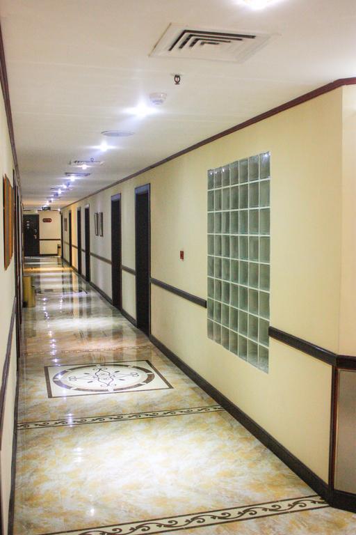 Grand Mayfair Hotel Дубай Экстерьер фото