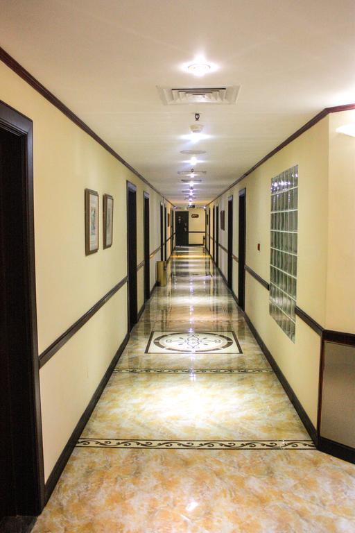 Grand Mayfair Hotel Дубай Экстерьер фото