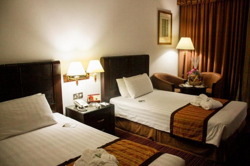 Grand Mayfair Hotel Дубай Экстерьер фото
